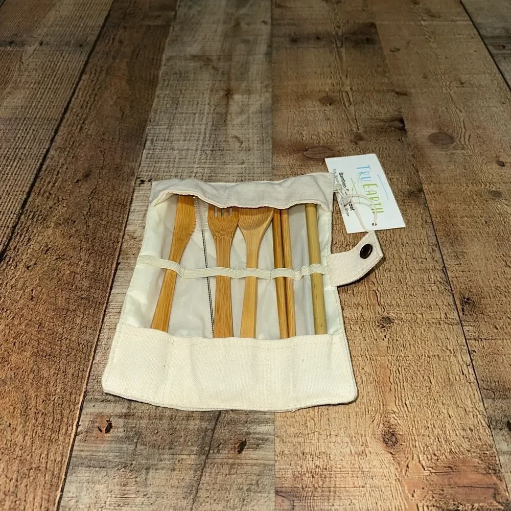 Tru Earth, Bamboo Cutlery Set New with tags